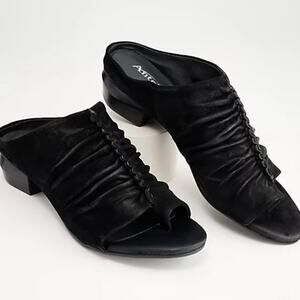 Antelope Lalana Suede Toe Post Heeled Sandals Size 40